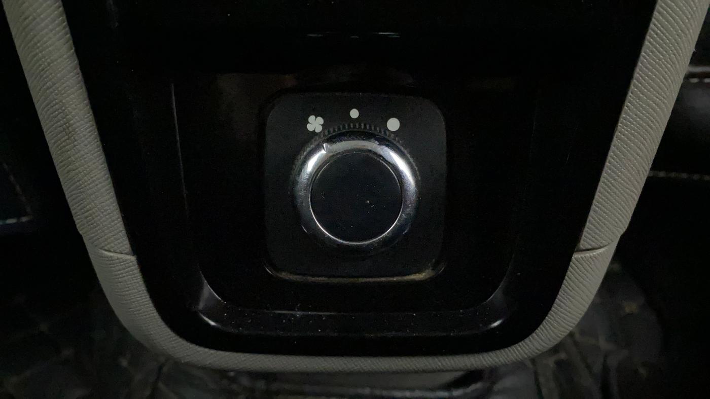 2019 Tata NEXON XZA PLUS PETROL, Petrol, Automatic, 58,820 km, Rear AC Temperature Control