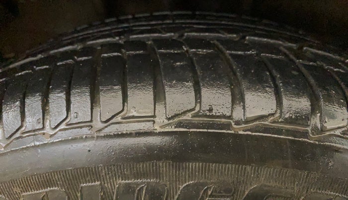 2020 Tata Tiago XZ PLUS PETROL, Petrol, Manual, 27,399 km, Right Rear Tyre Tread