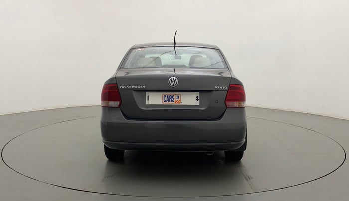 2013 Volkswagen Vento HIGHLINE 1.6 MPI, Petrol, Manual, 79,382 km, Back/Rear