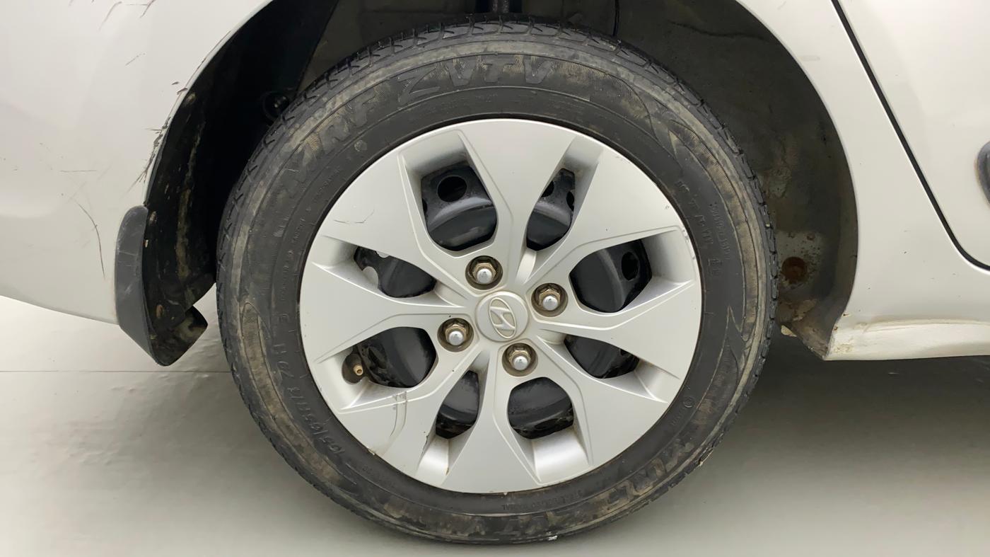 2015 Hyundai Xcent S 1.2, Petrol, Manual, 91,153 km, Right Rear Wheel