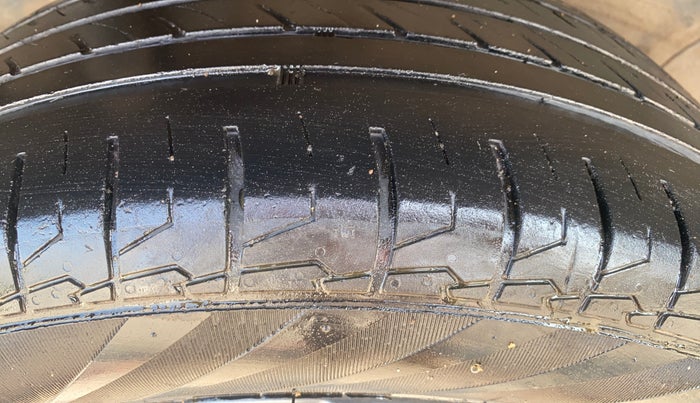 2020 Hyundai VENUE SX 1.0 (O) TURBO, Petrol, Manual, 87,377 km, Right Rear Tyre Tread