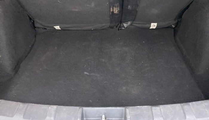 2021 Tata NEXON XZ PLUS DIESEL DUAL TONE, Diesel, Manual, 73,053 km, Boot Inside