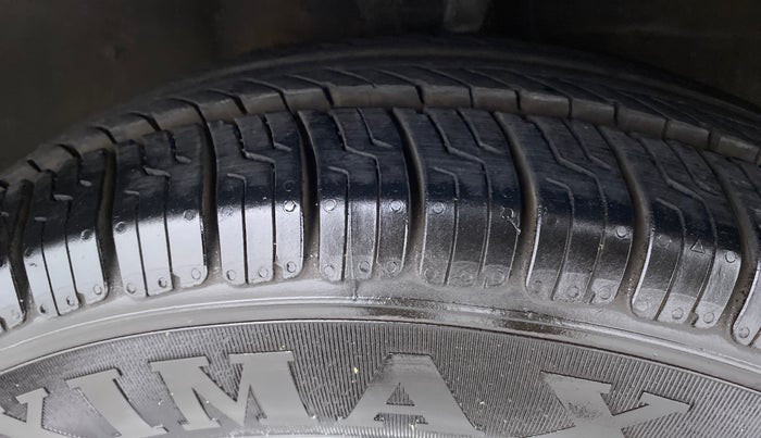 2008 Hyundai i10 SPORTZ 1.2, Petrol, Manual, 23,880 km, Right Front Tyre Tread