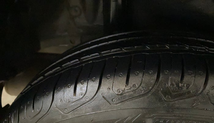 2016 Honda Jazz 1.2L I-VTEC V, Petrol, Manual, 56,081 km, Right Rear Tyre Tread