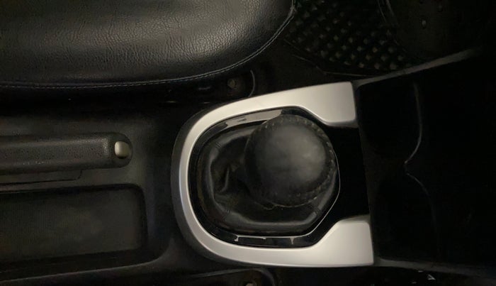 2016 Honda Jazz 1.2L I-VTEC V, Petrol, Manual, 56,081 km, Gear Lever