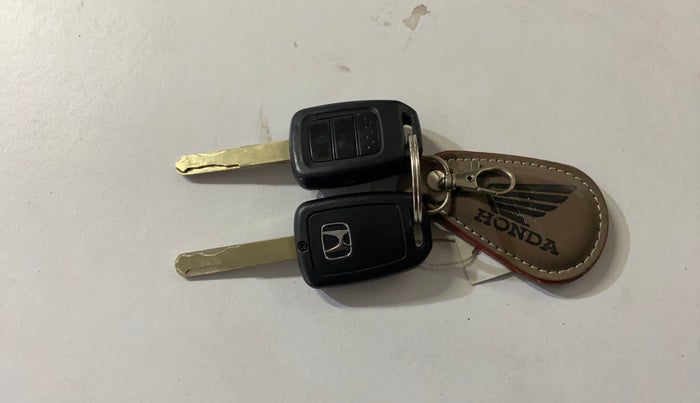 2016 Honda Jazz 1.2L I-VTEC V, Petrol, Manual, 56,081 km, Key Close Up