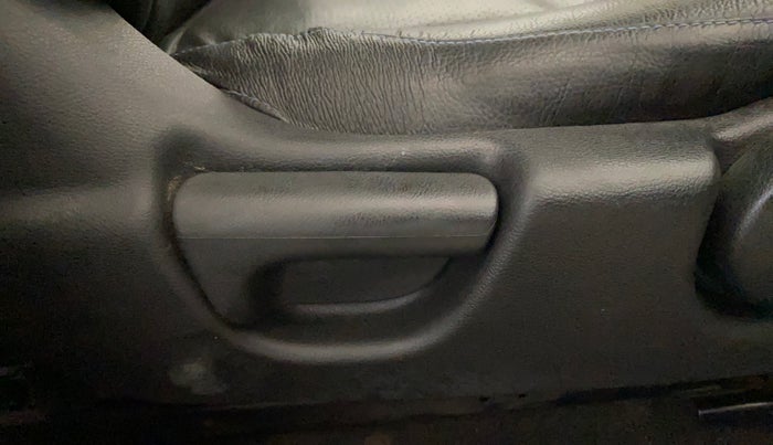 2016 Honda Jazz 1.2L I-VTEC V, Petrol, Manual, 56,081 km, Driver Side Adjustment Panel