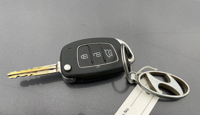 2016 Hyundai Creta S 1.6 PETROL, Petrol, Manual, 79,069 km, Key Close Up