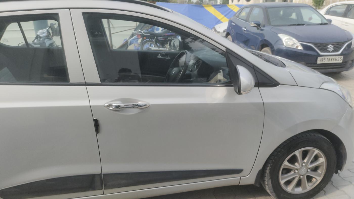 2016 Hyundai Grand i10 ASTA (O) AT 1.2 KAPPA VTVT, Petrol, Automatic, 55,073 km, Driver Side Door Panels Control