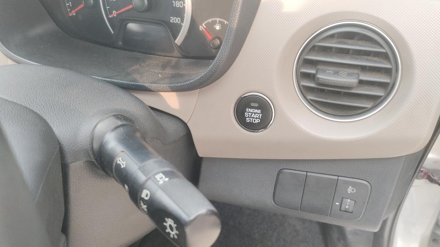 2016 Hyundai Grand i10 ASTA (O) AT 1.2 KAPPA VTVT, Petrol, Automatic, 55,073 km, Keyless Start/ Stop Button
