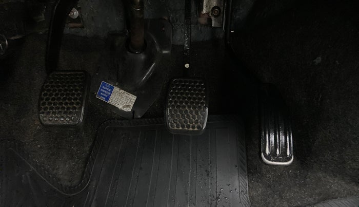 2014 Maruti Alto 800 LXI, Petrol, Manual, 32,129 km, Pedals