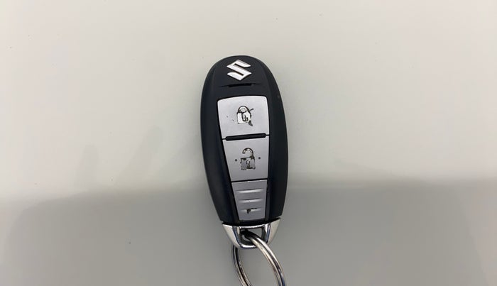 2016 Maruti Vitara Brezza ZDI PLUS, Diesel, Manual, 1,04,764 km, Key Close Up