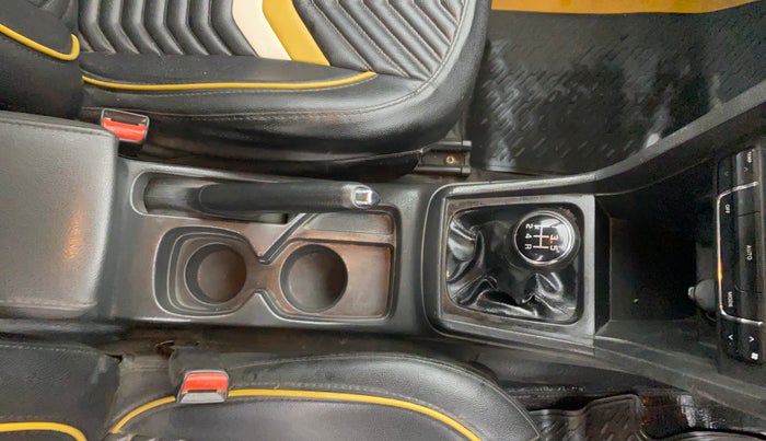 2016 Maruti Vitara Brezza ZDI PLUS, Diesel, Manual, 1,04,764 km, Gear Lever