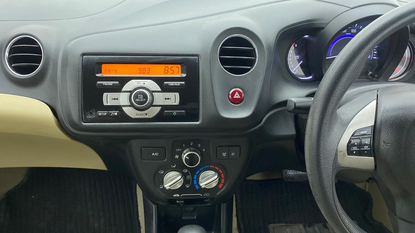2015 Honda Brio VX AT, Petrol, Automatic, 30,855 km, Air Conditioner