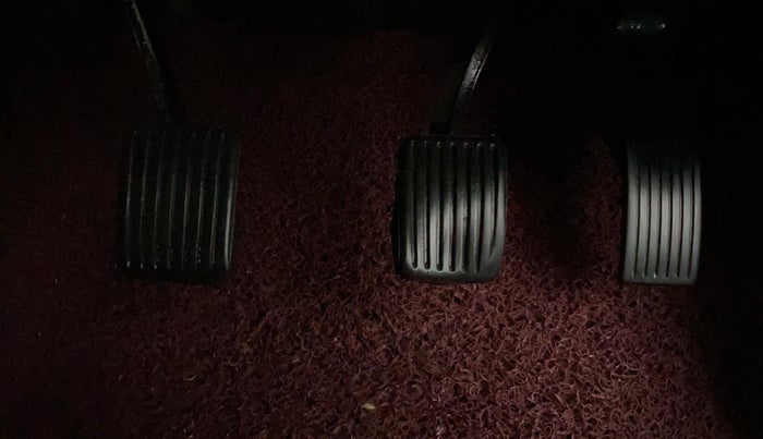 2019 Hyundai Xcent SX 1.2, Petrol, Manual, 50,276 km, Pedals