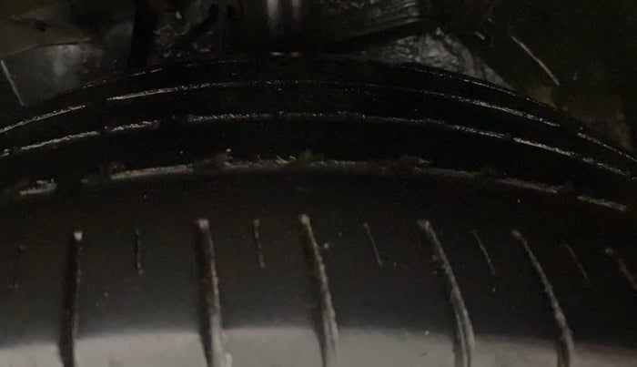 2020 MG HECTOR SMART HYBRID 1.5 PETROL, Petrol, Manual, 66,215 km, Left Front Tyre Tread
