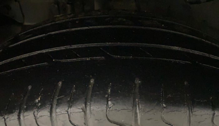 2020 Tata NEXON XZ PLUS PETROL, Petrol, Manual, 1,20,533 km, Right Rear Tyre Tread