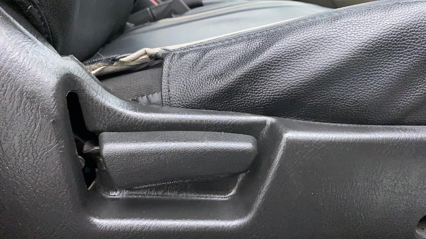 2021 Maruti Alto VXI, Petrol, Manual, 8,353 km, Driver Side Adjustment Panel
