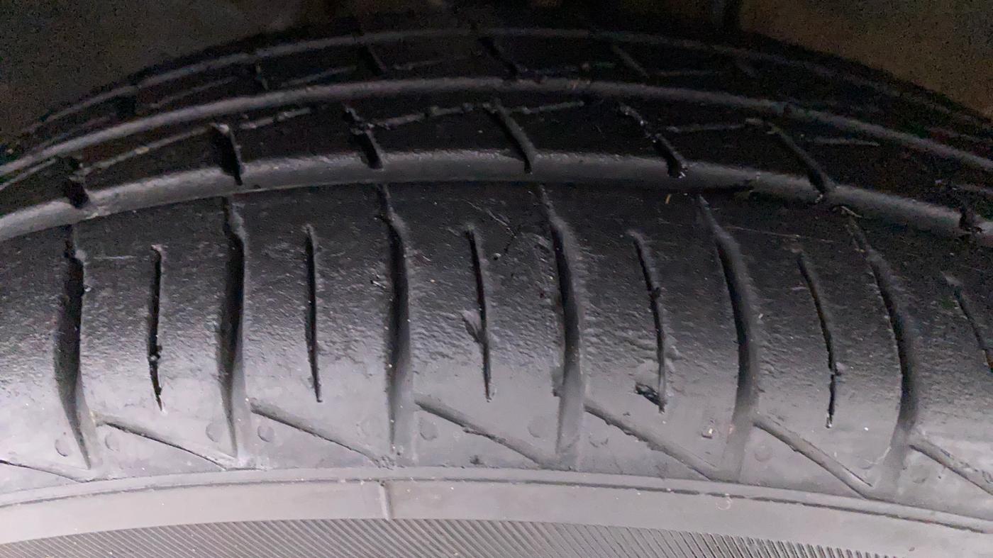 2021 Maruti Alto VXI, Petrol, Manual, 8,353 km, Right Front Tyre Tread
