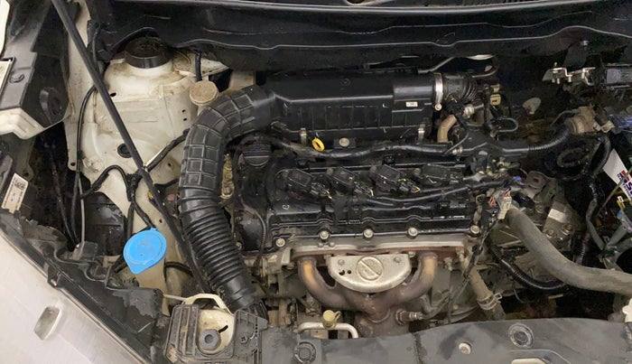 2021 Maruti XL6 ZETA MT, Petrol, Manual, 60,478 km, Engine View - Right