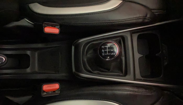 2021 Maruti XL6 ZETA MT, Petrol, Manual, 60,478 km, Gear Lever