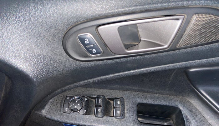 2019 Ford Ecosport TITANIUM 1.5L SIGNATURE EDITION (SUNROOF) PETROL, Petrol, Manual, 1,03,358 km, Driver Side Door Panels Control