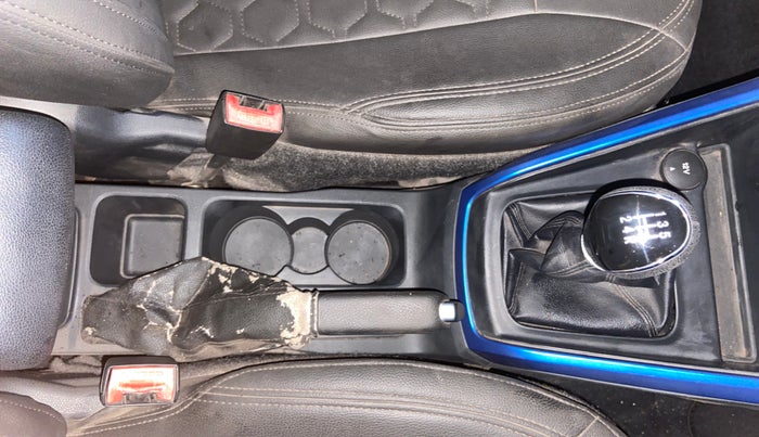 2019 Ford Ecosport TITANIUM 1.5L SIGNATURE EDITION (SUNROOF) PETROL, Petrol, Manual, 1,03,358 km, Gear Lever