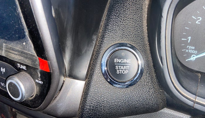 2019 Ford Ecosport TITANIUM 1.5L SIGNATURE EDITION (SUNROOF) PETROL, Petrol, Manual, 1,03,358 km, Keyless Start/ Stop Button