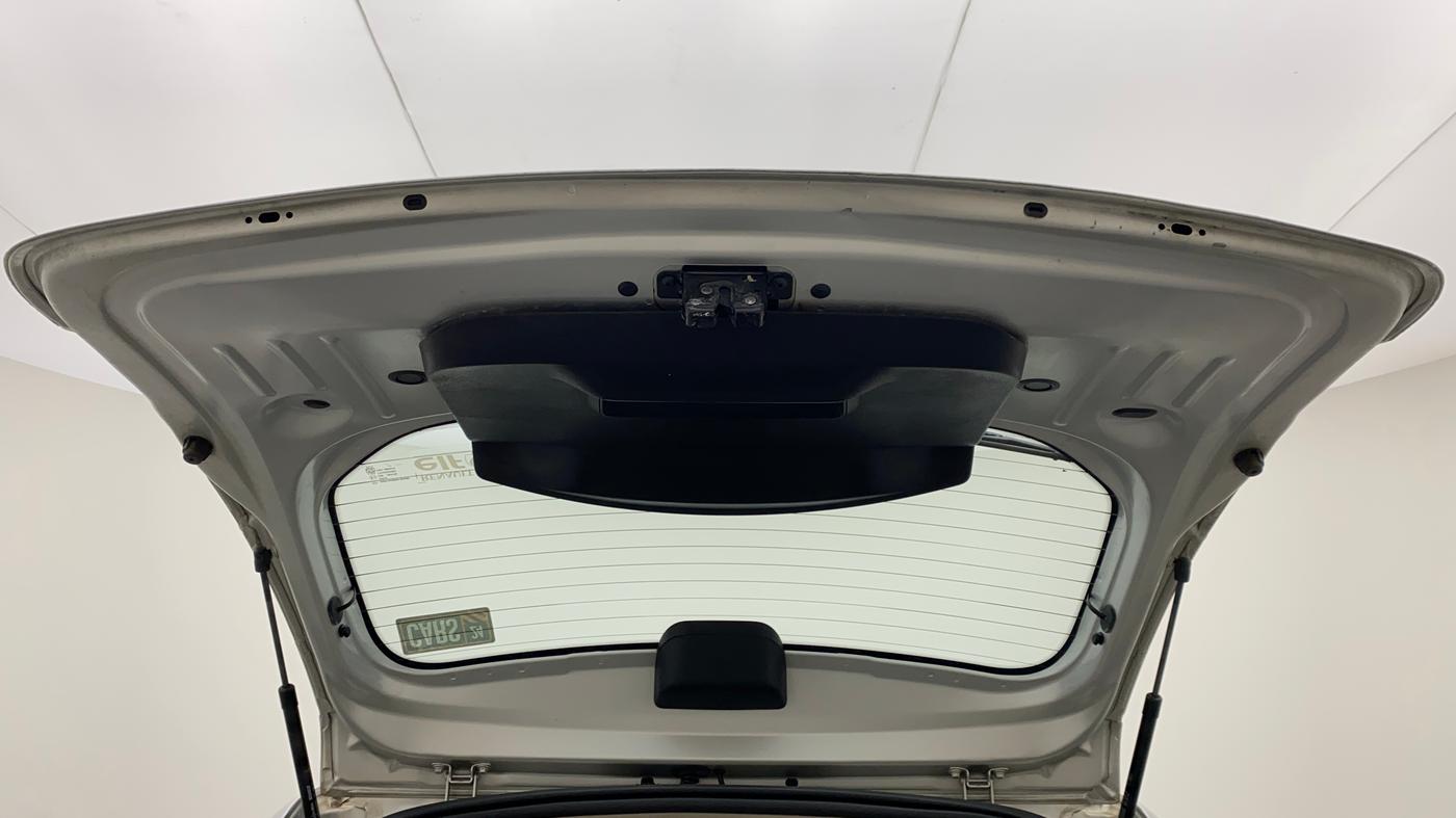 2018 Renault Duster RXS CVT, Petrol, Automatic, 72,891 km, Boot Door Open
