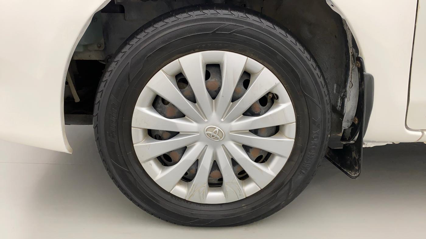 2013 Toyota Etios Liva GD, Diesel, Manual, 54,129 km, Left Front Wheel