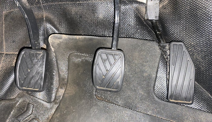 2023 Maruti Swift ZXI, Petrol, Manual, 34,801 km, Pedals