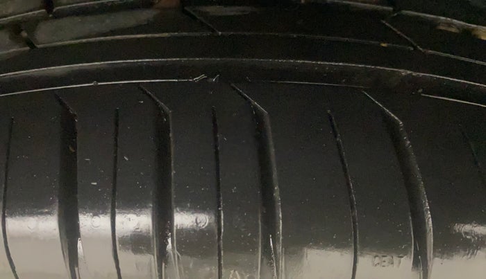 2024 Tata PUNCH ACCOMPLISHED SUNROOF MT, Petrol, Manual, 8,776 km, Left Rear Tyre Tread