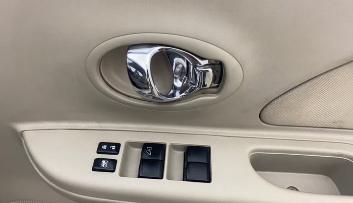 2014 Renault Pulse RXZ DIESEL, Diesel, Manual, 54,920 km, Driver Side Door Panels Control