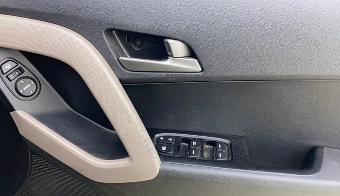 2017 Hyundai Creta SX PLUS 1.6 DIESEL, Diesel, Manual, 1,00,287 km, Driver Side Door Panels Control