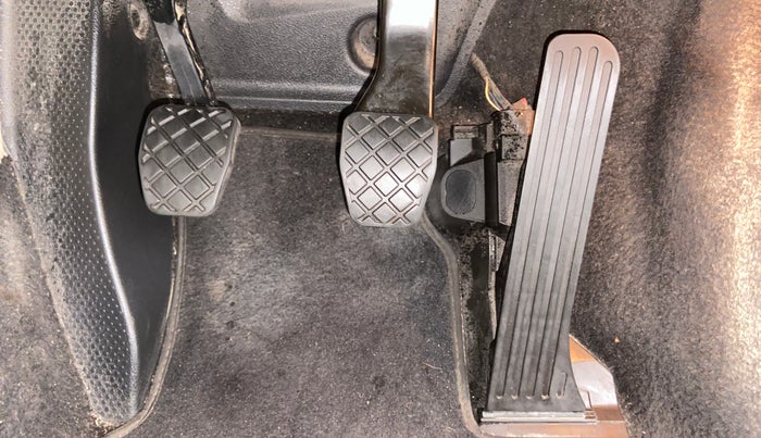 2015 Skoda Superb ELEGANCE 1.8 TSI MT, Petrol, Manual, 54,465 km, Pedals