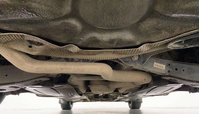 2015 Skoda Superb ELEGANCE 1.8 TSI MT, Petrol, Manual, 54,465 km, Rear Underbody