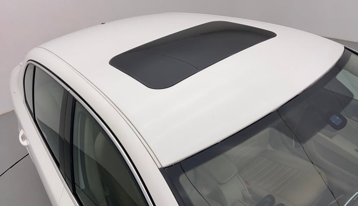 2015 Skoda Superb ELEGANCE 1.8 TSI MT, Petrol, Manual, 54,465 km, Roof