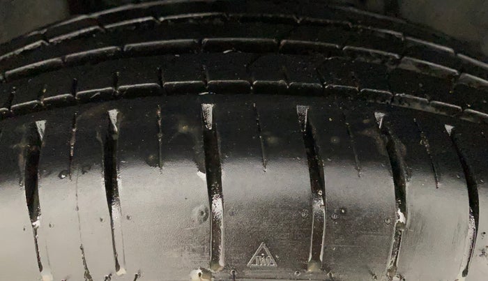 2022 Toyota Glanza S, Petrol, Manual, 16,192 km, Right Rear Tyre Tread