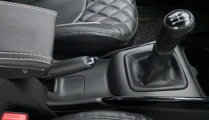 2022 Toyota Glanza S, Petrol, Manual, 16,192 km, Gear Lever