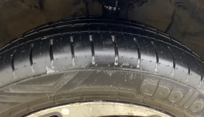 2014 Hyundai Elite i20 ASTA 1.2, CNG, Manual, 95,596 km, Right Front Tyre Tread