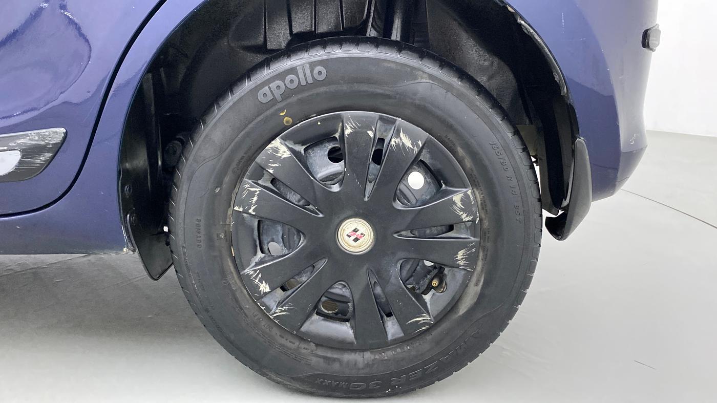 2019 Maruti Swift VXI AMT, Petrol, Automatic, 42,455 km, Left Rear Wheel