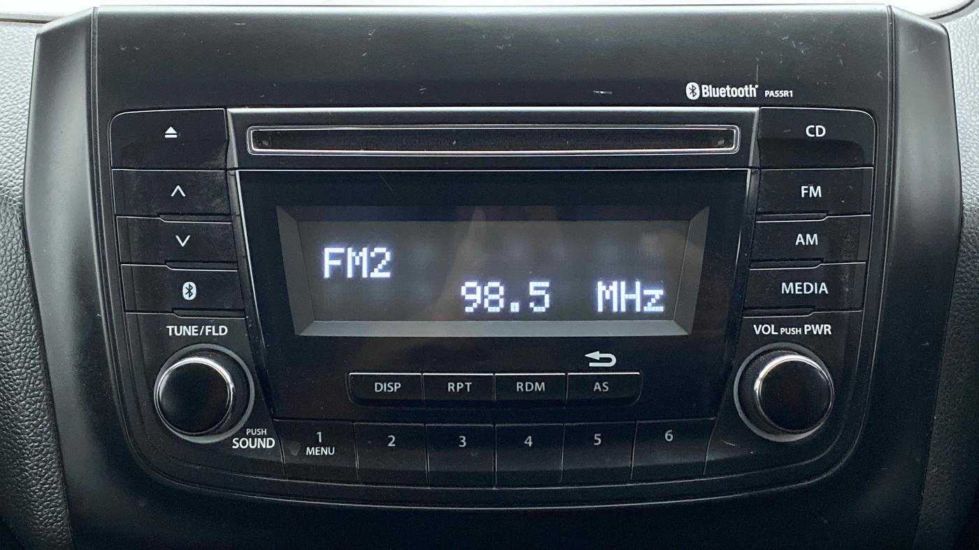 2019 Maruti Swift VXI AMT, Petrol, Automatic, 42,455 km, Infotainment System