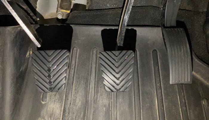 2022 Hyundai NEW I20 SPORTZ 1.2 MT, Petrol, Manual, 96,421 km, Pedals