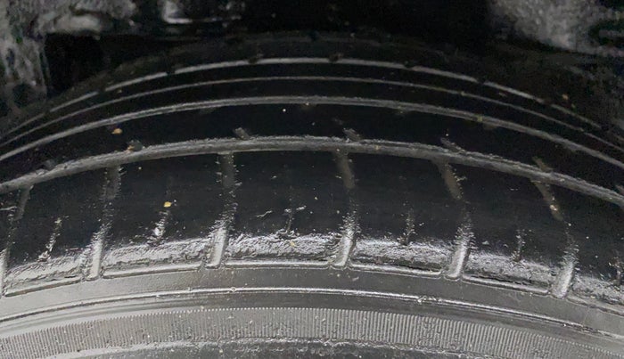 2016 Toyota Corolla Altis VL CVT PETROL, Petrol, Automatic, 35,087 km, Left Rear Tyre Tread
