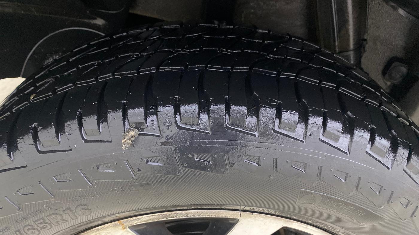 2018 Nissan Terrano  XL D Plus, Diesel, Manual, 55,979 km, Right Rear Tyre Tread
