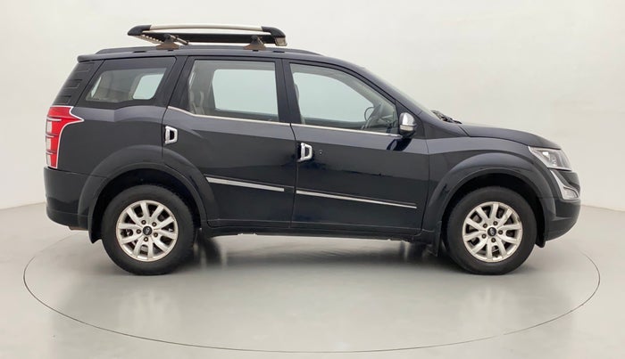 2015 Mahindra XUV500 W10 FWD, Diesel, Manual, 86,946 km, Right Side View