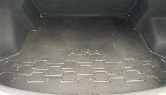 2020 Hyundai AURA SX 1.2, Petrol, Manual, 39,969 km, Boot Inside