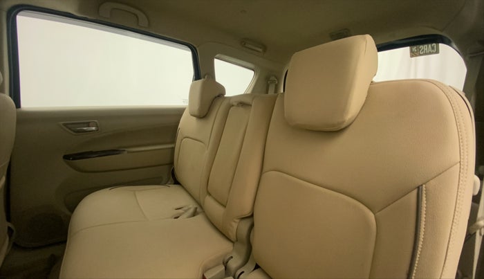 2016 Maruti Ertiga VDI SHVS, Diesel, Manual, 83,271 km, Right Side Rear Door Cabin
