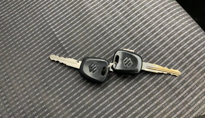 2015 Maruti Baleno SIGMA PETROL 1.2, Petrol, Manual, 86,889 km, Key Close Up