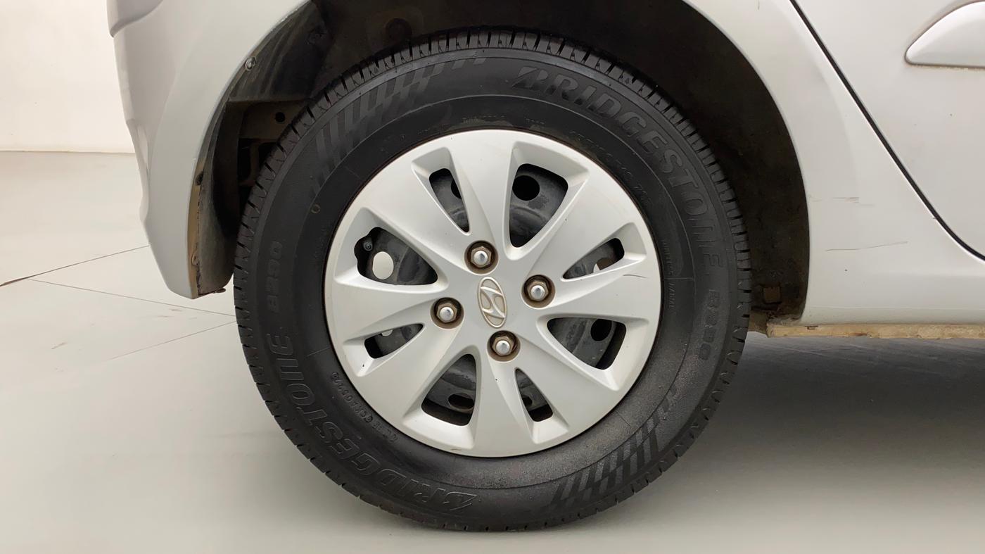2013 Hyundai i10 SPORTZ 1.2, Petrol, Manual, 81,110 km, Right Rear Wheel